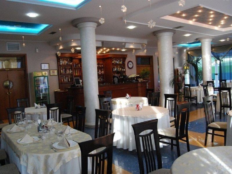 Hotel Bella Vista Škalngur Dış mekan fotoğraf